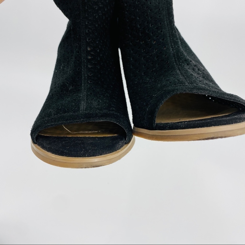 Lucky Brand Livey Black Peep Toe Suede Bootie 3.5” Stacked Block Heel Size 11M - Picture 15 of 15